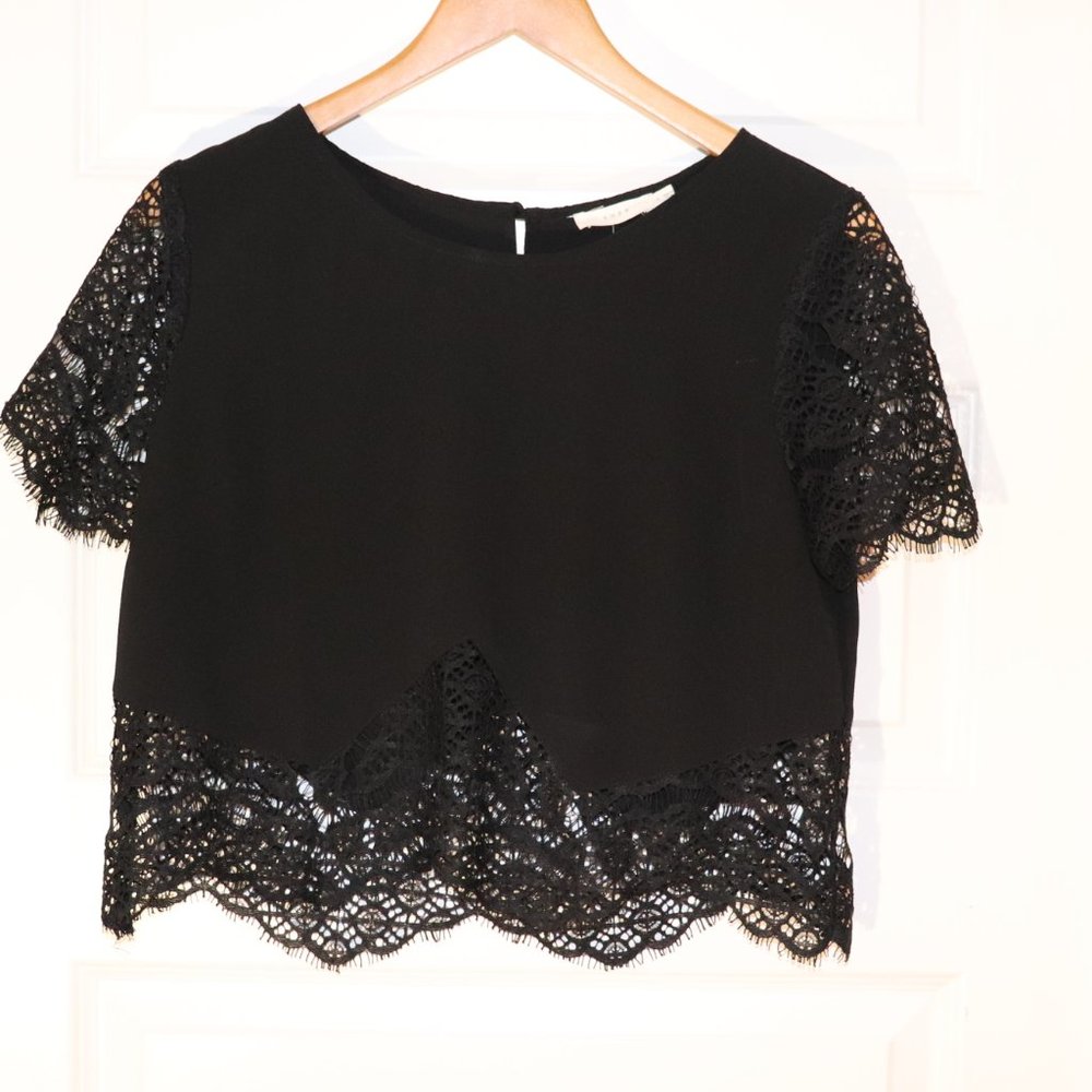 Lush Crop Lace Tee-Black- Size Small